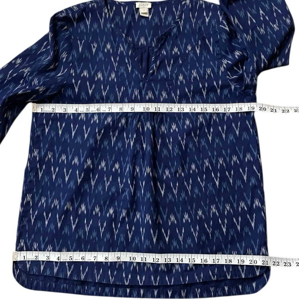 J. Crew Cobalt Blue/Cream Chevron V-Neck Pullover Top M NWOT